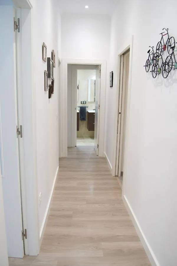 Julieta Historical Apartment By Alohamalaga