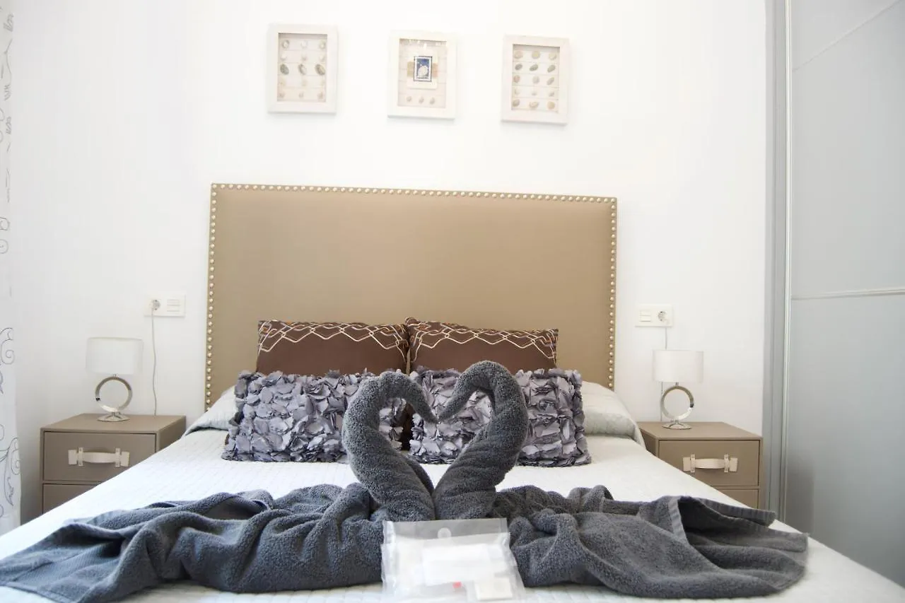 Julieta Historical Apartment By Alohamalaga  Malaga