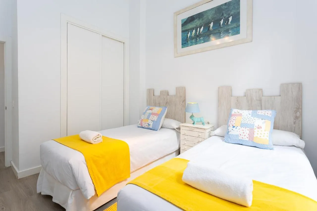 Julieta Historical Apartment By AlohaMálaga
